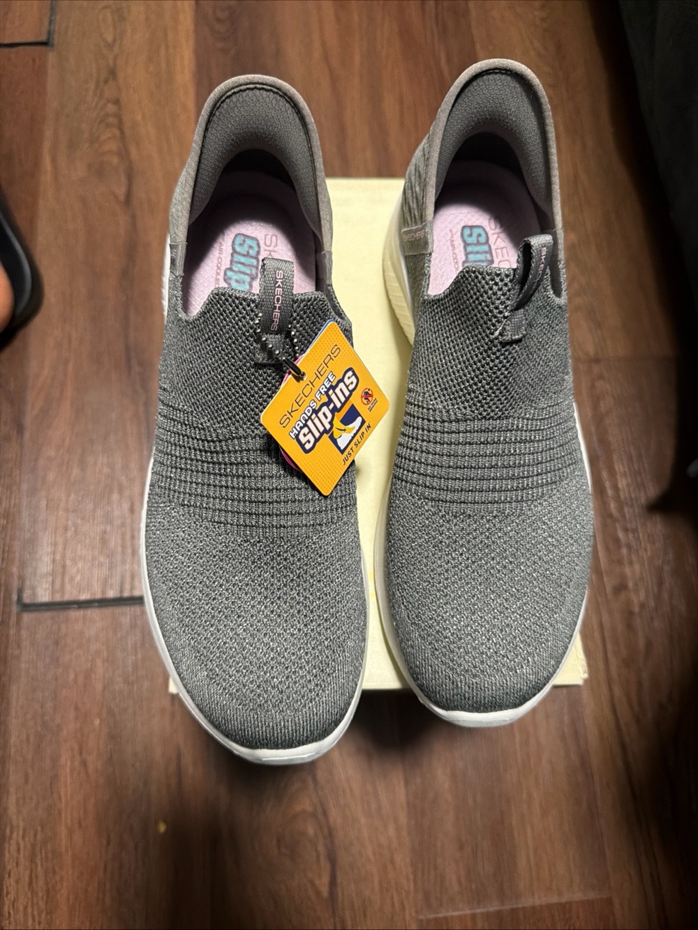 Woman’s Brand New Slip In Grey Skechers With Air Cooled Memory Foam Sz 10